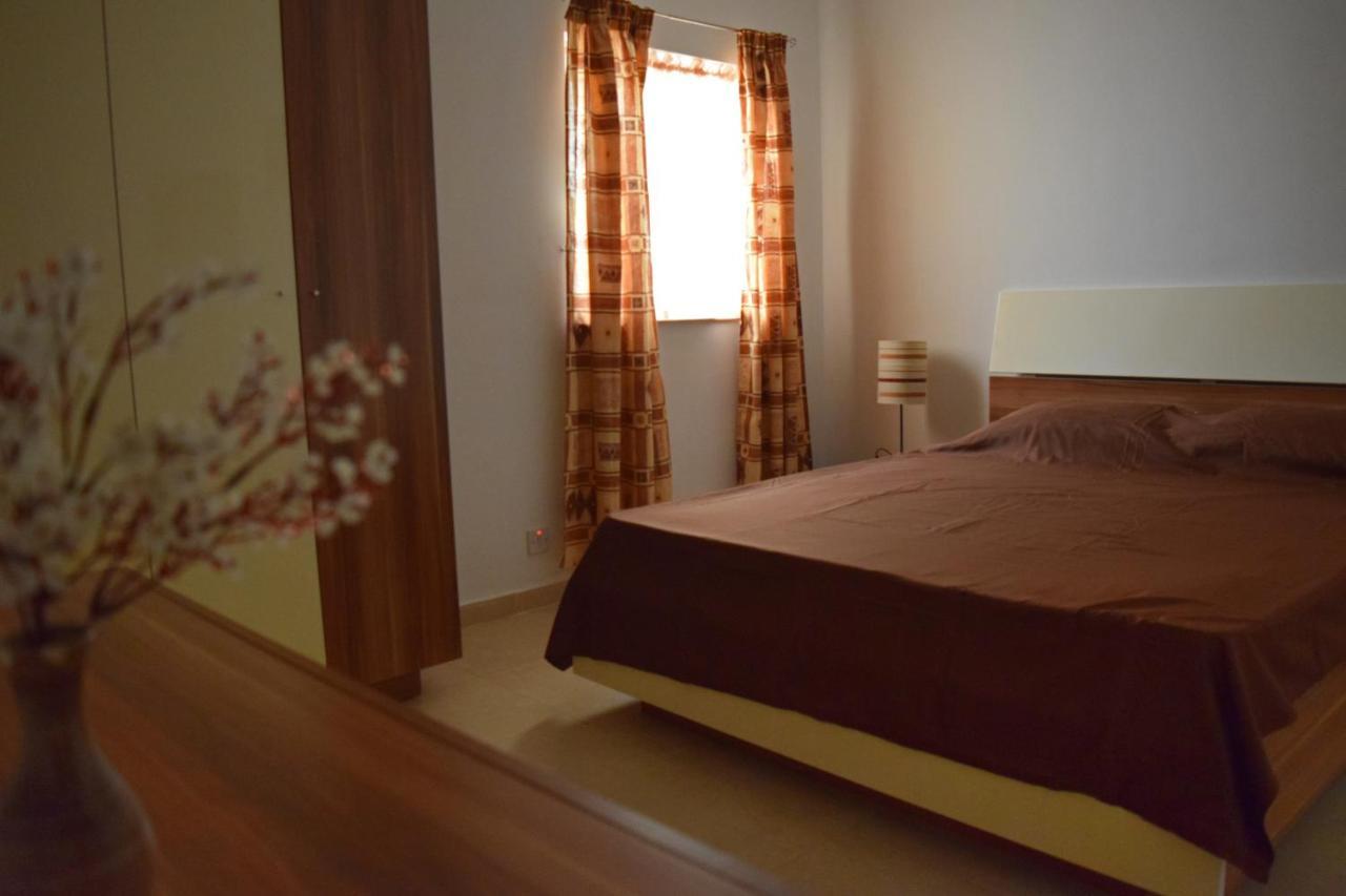 Da Vinci 3 Bedroom Apartment Mellieħa Eksteriør bilde